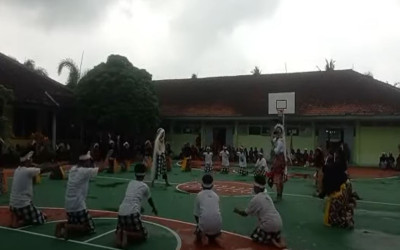 Pengumuman Hasil Lomba antar kelas dalam rangka HUT 40 SMP N 3 Pandak